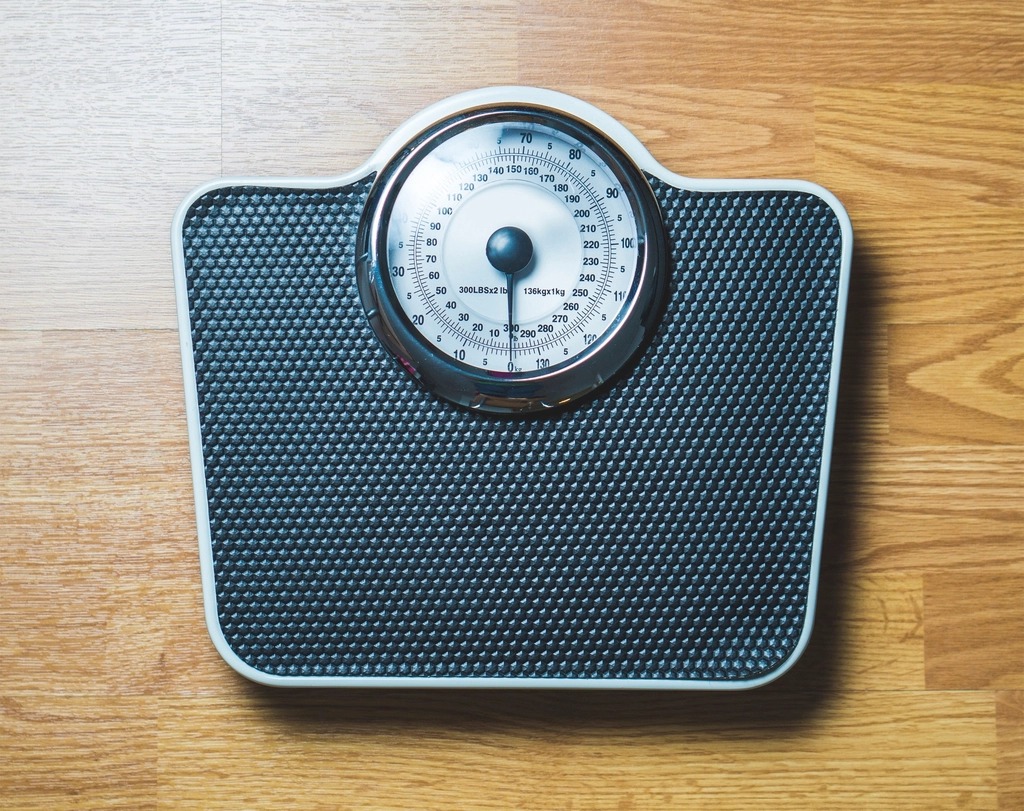 Bathroom weight scale